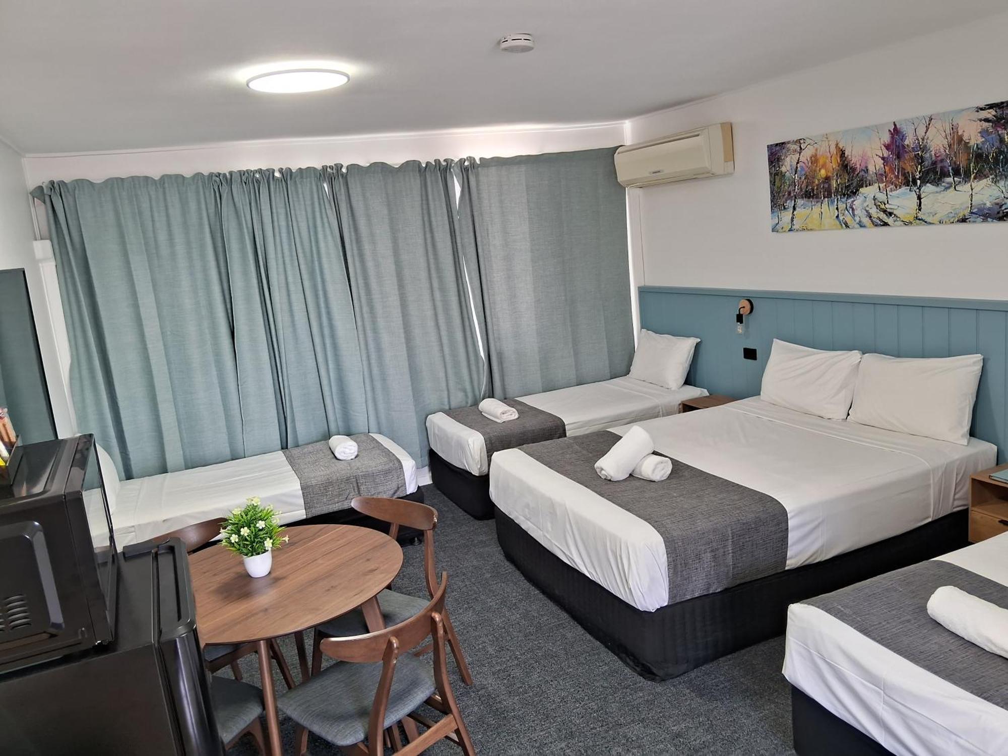 Mid City Motor Inn Mackay Exteriör bild