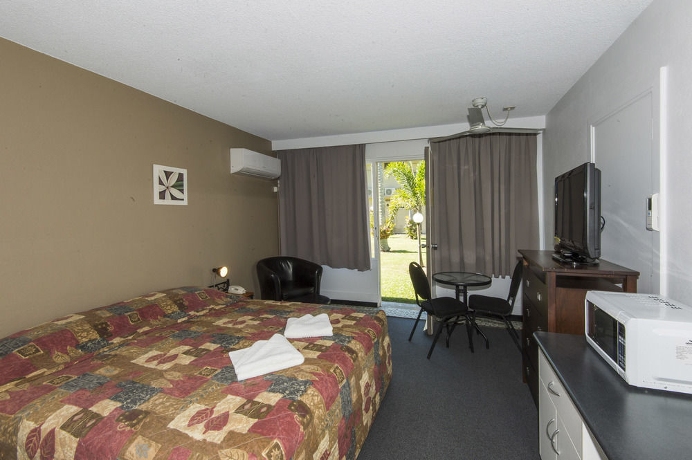 Mid City Motor Inn Mackay Exteriör bild