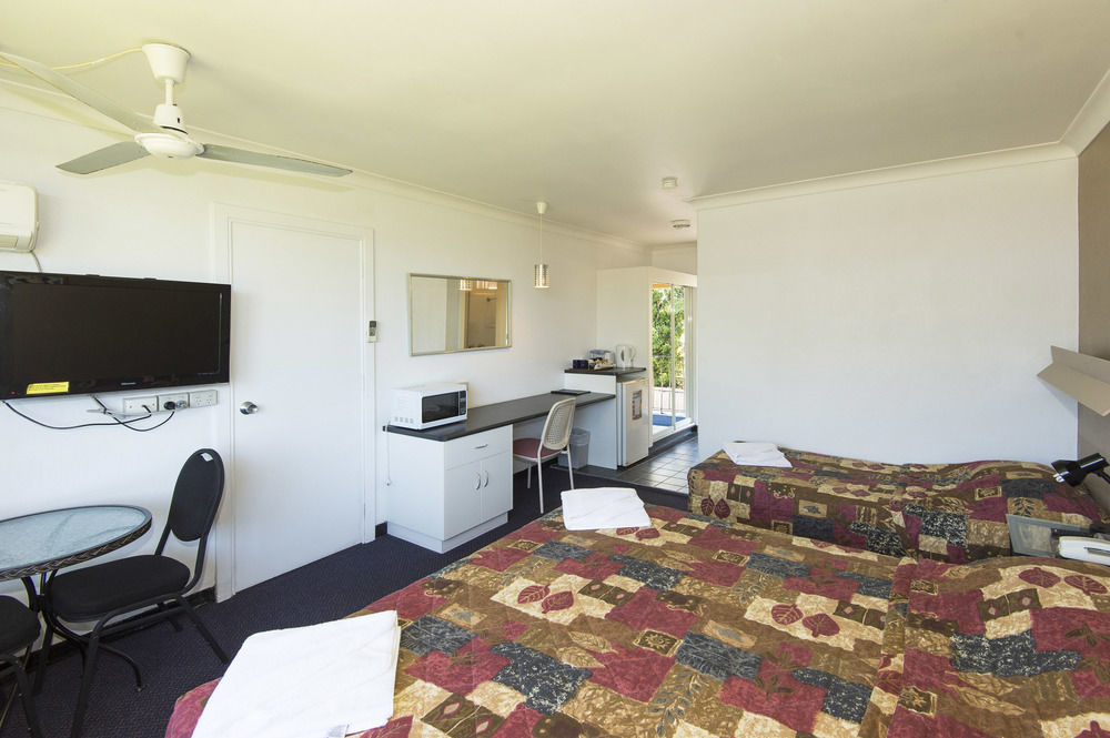 Mid City Motor Inn Mackay Exteriör bild